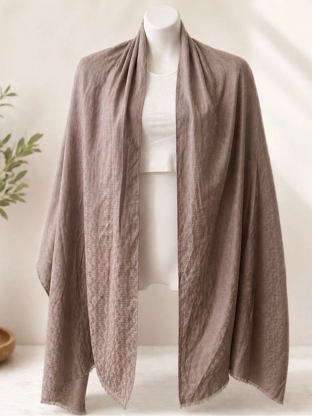 Tory Burch Mosaic Logo Jacquard Scarf Shawl Made in France Cotton Silk